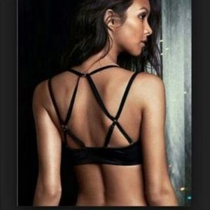 NWT Victoria’s Secret Bombshell Strappy-Back Bra